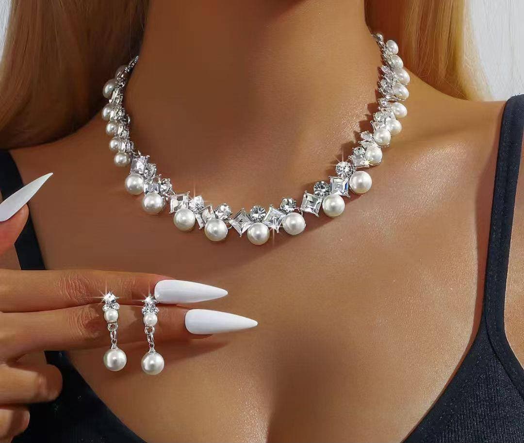Pearl Matching Jewellery Set